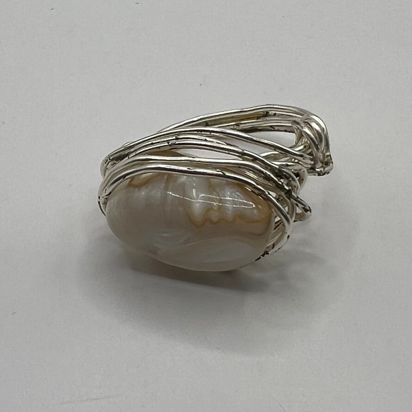 Artisan Silver Tone‎ Wrap Ring White Stone Hand Made Size 6 - Picture 5 of 8